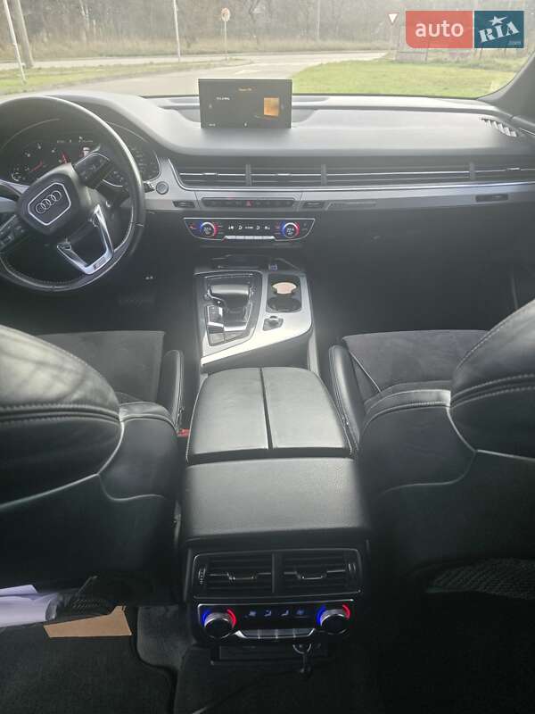 Внедорожник / Кроссовер Audi Q7 2015 в Ивано-Франковске фото 5 Внедорожник / Кроссовер Audi Q7 2015 в Ивано-Франковске
