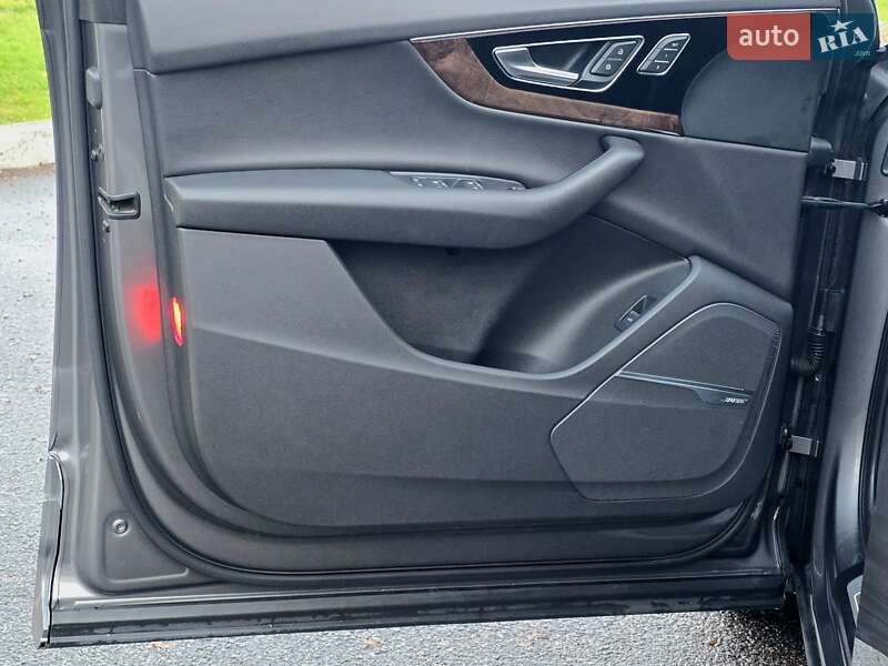 Внедорожник / Кроссовер Audi Q7 2016 в Харькове фото 17 Внедорожник / Кроссовер Audi Q7 2016 в Харькове