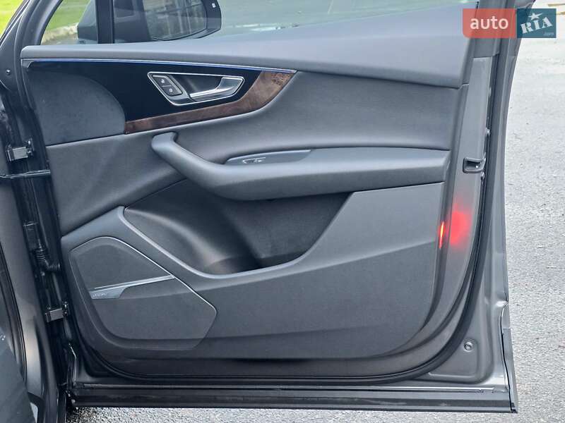 Внедорожник / Кроссовер Audi Q7 2016 в Харькове фото 34 Внедорожник / Кроссовер Audi Q7 2016 в Харькове