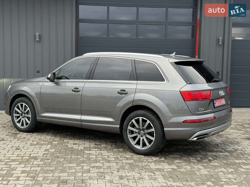 Внедорожник / Кроссовер Audi Q7 2016 в Ковеле