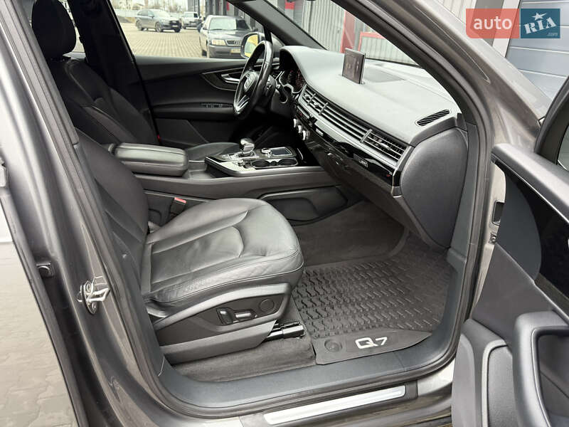 Внедорожник / Кроссовер Audi Q7 2016 в Ковеле
