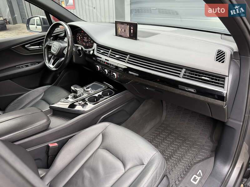 Внедорожник / Кроссовер Audi Q7 2016 в Ковеле