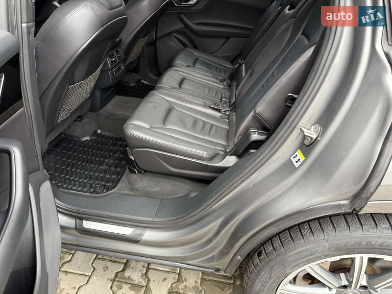 Внедорожник / Кроссовер Audi Q7 2016 в Ковеле