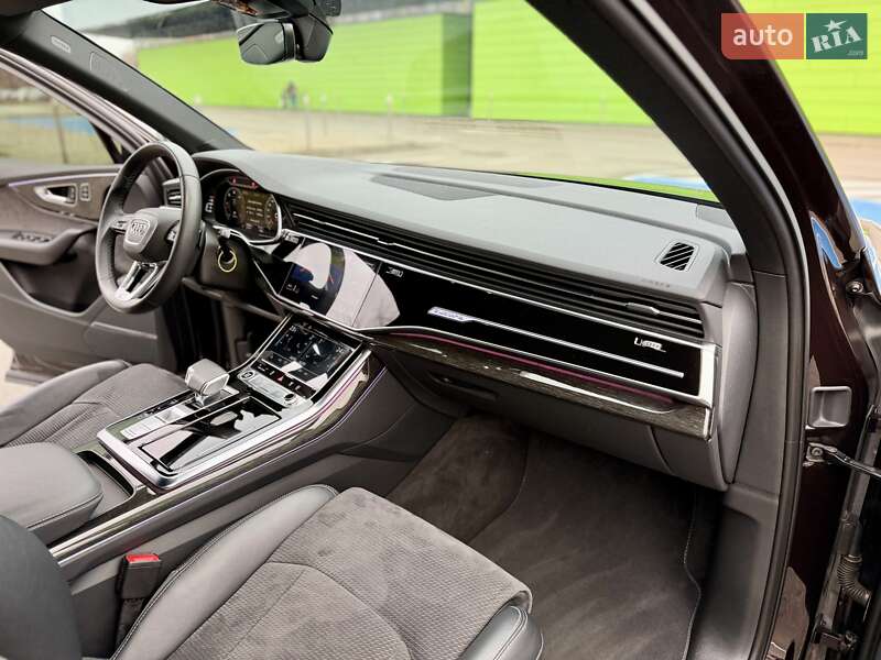 Внедорожник / Кроссовер Audi Q7 2022 в Киеве