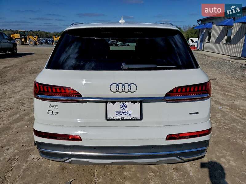 Внедорожник / Кроссовер Audi Q7 2019 в Киеве