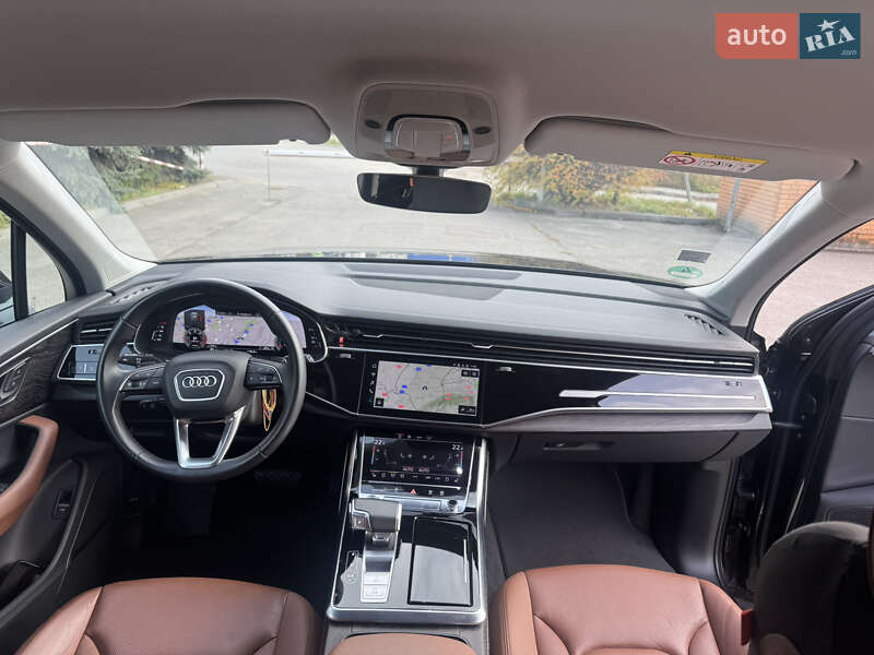 Внедорожник / Кроссовер Audi Q7 2023 в Тернополе
