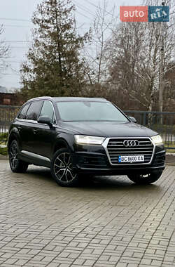 Позашляховик / Кросовер Audi Q7 2017 в Львові