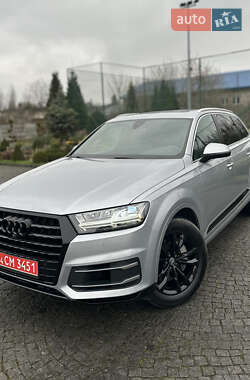 Позашляховик / Кросовер Audi Q7 2017 в Львові