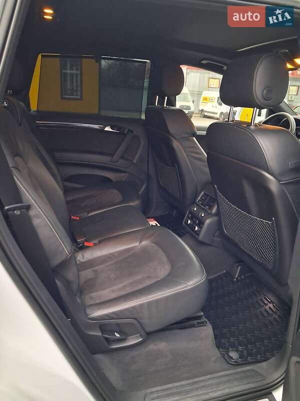 Внедорожник / Кроссовер Audi Q7 2014 в Хмельницком