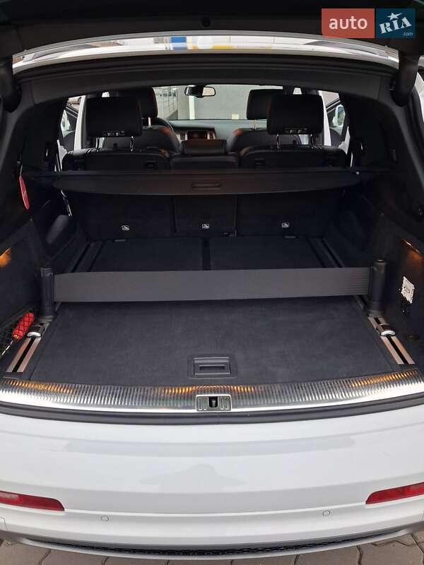 Внедорожник / Кроссовер Audi Q7 2014 в Хмельницком