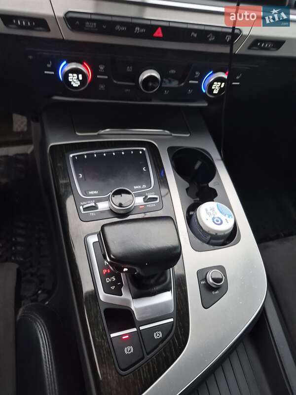 Внедорожник / Кроссовер Audi Q7 2015 в Львове фото 45 Внедорожник / Кроссовер Audi Q7 2015 в Львове