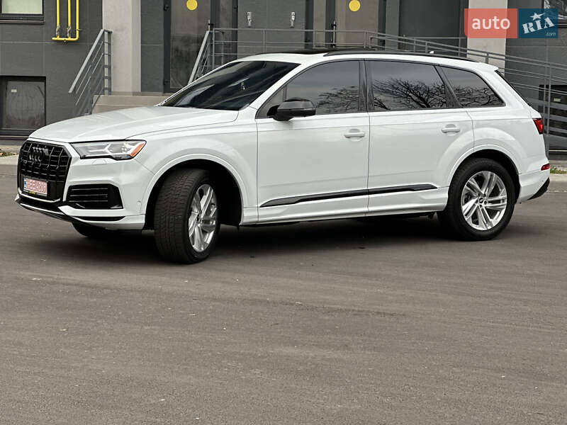 Внедорожник / Кроссовер Audi Q7 2021 в Фастове