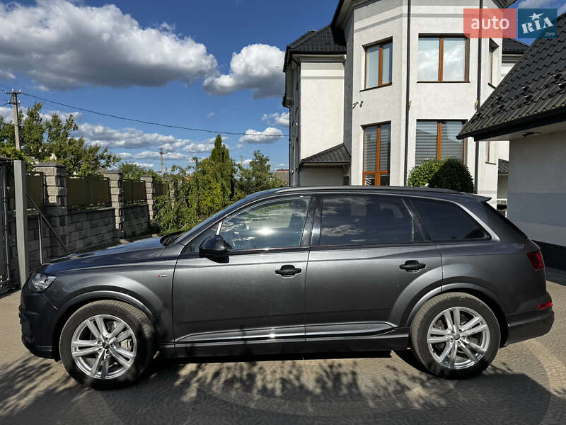 Внедорожник / Кроссовер Audi Q7 2018 в Владимирце