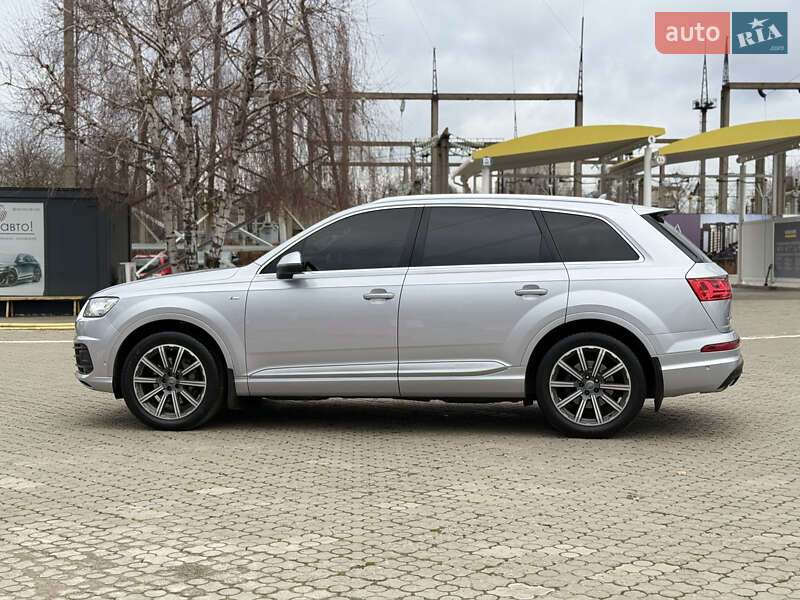 Внедорожник / Кроссовер Audi Q7 2016 в Черновцах фото 8 Внедорожник / Кроссовер Audi Q7 2016 в Черновцах