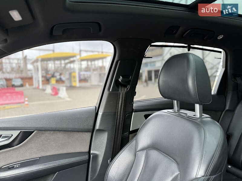 Внедорожник / Кроссовер Audi Q7 2016 в Черновцах фото 93 Внедорожник / Кроссовер Audi Q7 2016 в Черновцах