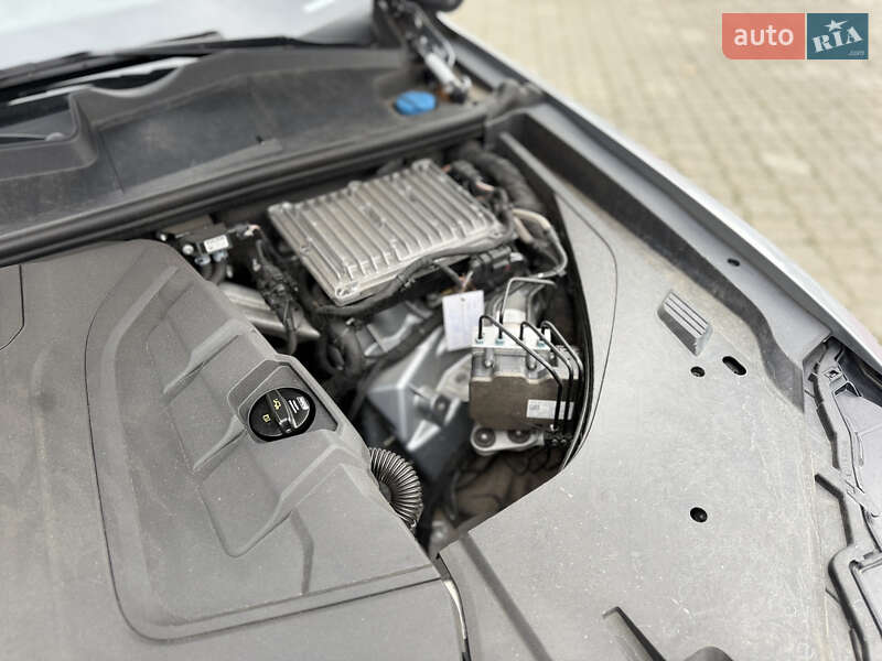 Внедорожник / Кроссовер Audi Q7 2016 в Черновцах фото 99 Внедорожник / Кроссовер Audi Q7 2016 в Черновцах