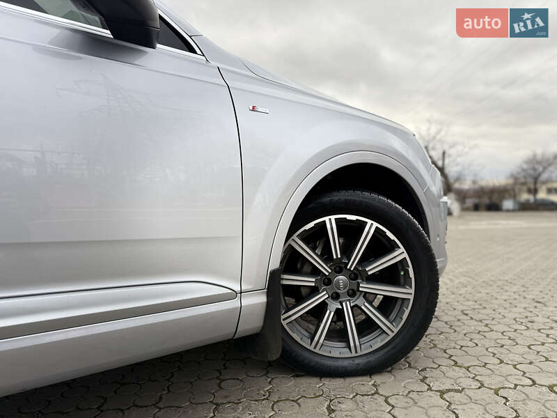 Внедорожник / Кроссовер Audi Q7 2016 в Черновцах фото 134 Внедорожник / Кроссовер Audi Q7 2016 в Черновцах