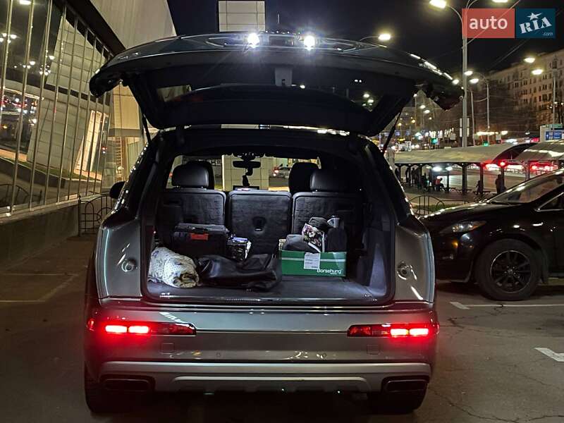 Внедорожник / Кроссовер Audi Q7 2017 в Киеве фото 31 Внедорожник / Кроссовер Audi Q7 2017 в Киеве
