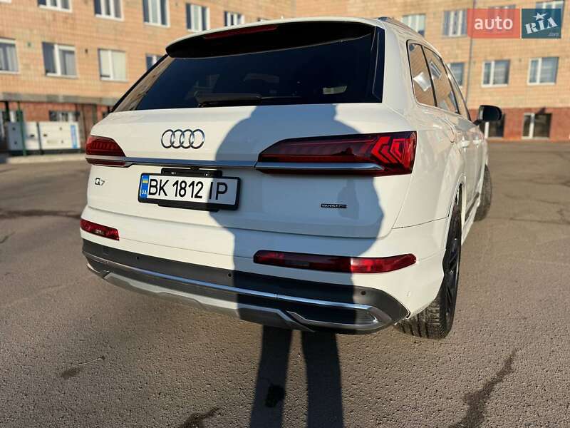 Внедорожник / Кроссовер Audi Q7 2020 в Ровно фото 15 Внедорожник / Кроссовер Audi Q7 2020 в Ровно