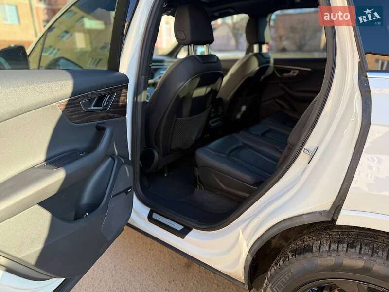 Внедорожник / Кроссовер Audi Q7 2020 в Ровно фото 21 Внедорожник / Кроссовер Audi Q7 2020 в Ровно