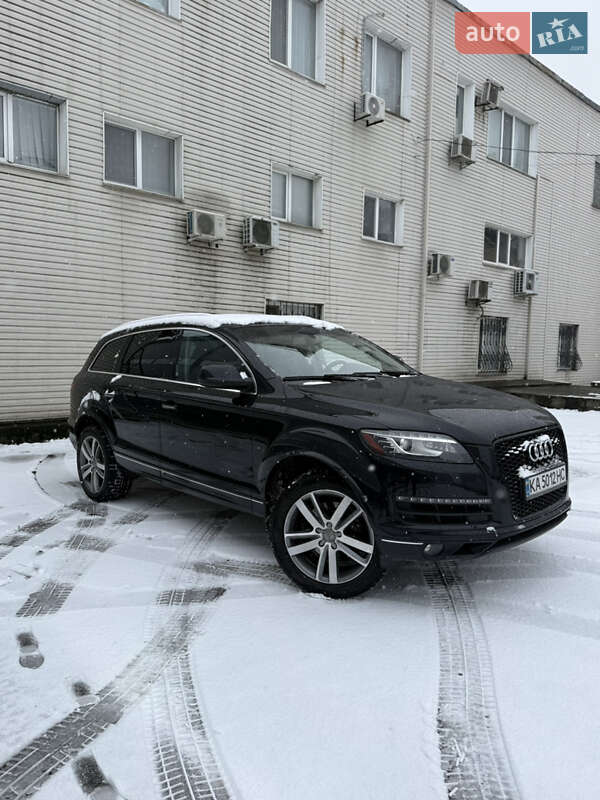 Внедорожник / Кроссовер Audi Q7 2014 в Киеве