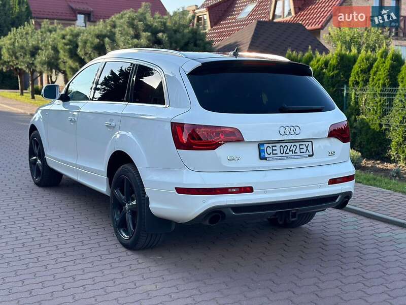 Внедорожник / Кроссовер Audi Q7 2010 в Черновцах