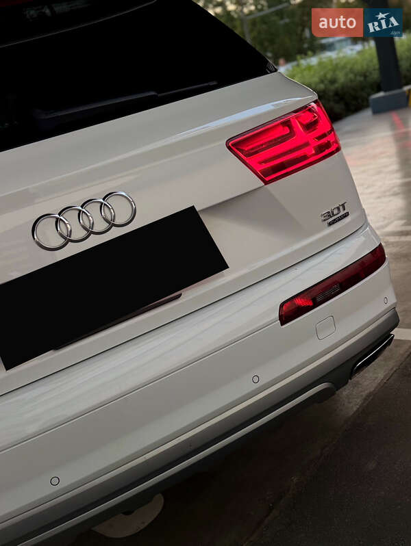 Внедорожник / Кроссовер Audi Q7 2017 в Днепре фото 10 Внедорожник / Кроссовер Audi Q7 2017 в Днепре