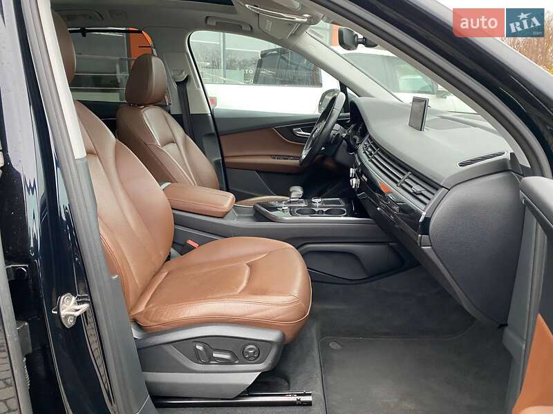 Позашляховик / Кросовер Audi Q7 2016 в Львові фото 27 Позашляховик / Кросовер Audi Q7 2016 в Львові