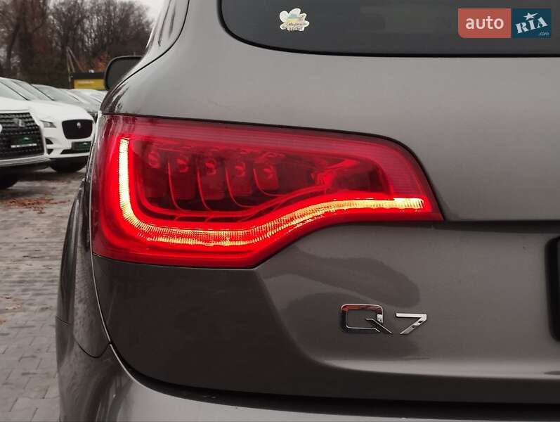 Внедорожник / Кроссовер Audi Q7 2012 в Киеве