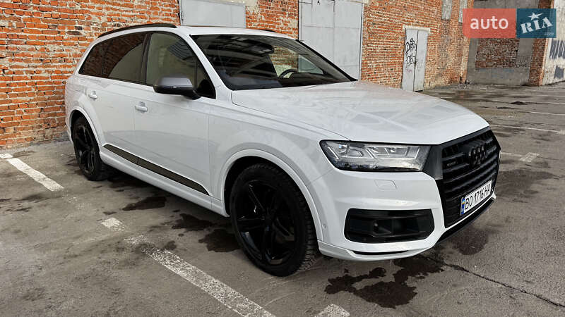Внедорожник / Кроссовер Audi Q7 2018 в Киеве фото 6 Внедорожник / Кроссовер Audi Q7 2018 в Киеве