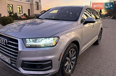 Позашляховик / Кросовер Audi Q7 2016 в Стрию