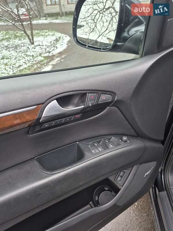 Внедорожник / Кроссовер Audi Q7 2009 в Черкассах