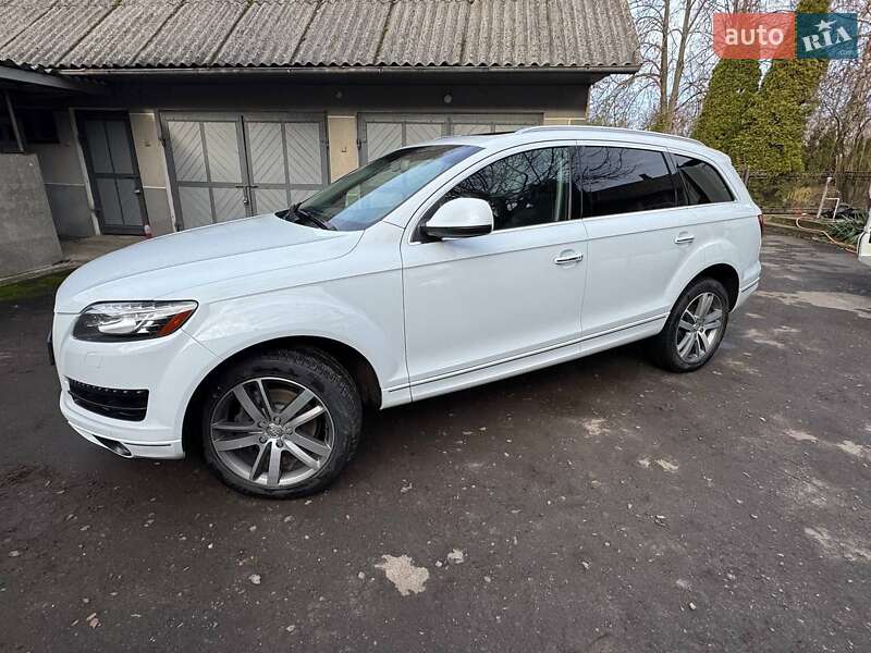 Внедорожник / Кроссовер Audi Q7 2014 в Дубно