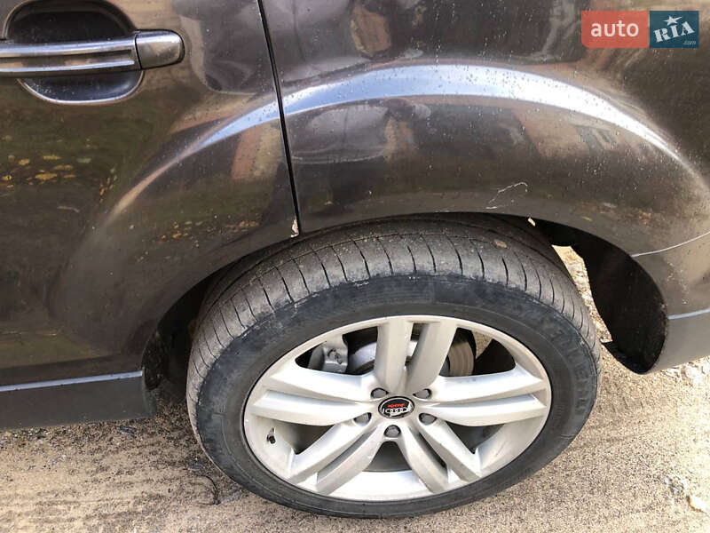 Внедорожник / Кроссовер Audi Q7 2006 в Южном