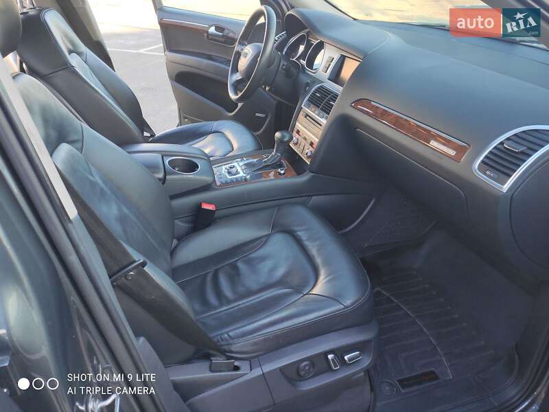 Внедорожник / Кроссовер Audi Q7 2013 в Киеве фото 30 Внедорожник / Кроссовер Audi Q7 2013 в Киеве