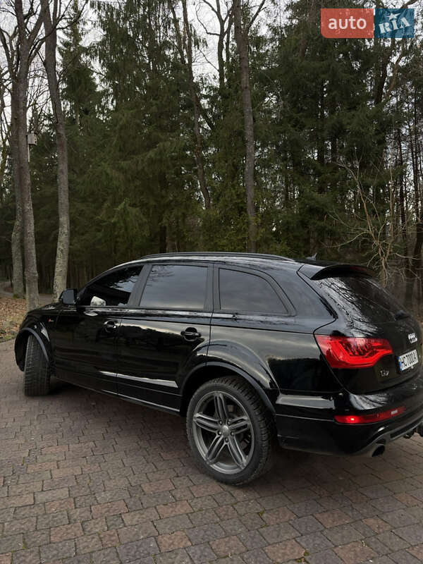 Внедорожник / Кроссовер Audi Q7 2015 в Судовой Вишне фото 3 Внедорожник / Кроссовер Audi Q7 2015 в Судовой Вишне
