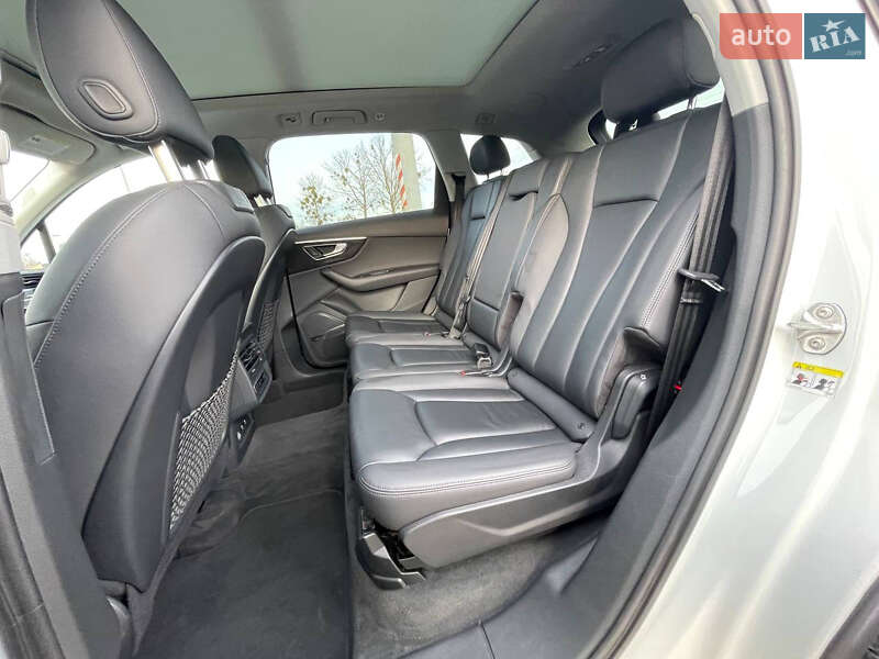 Внедорожник / Кроссовер Audi Q7 2019 в Львове