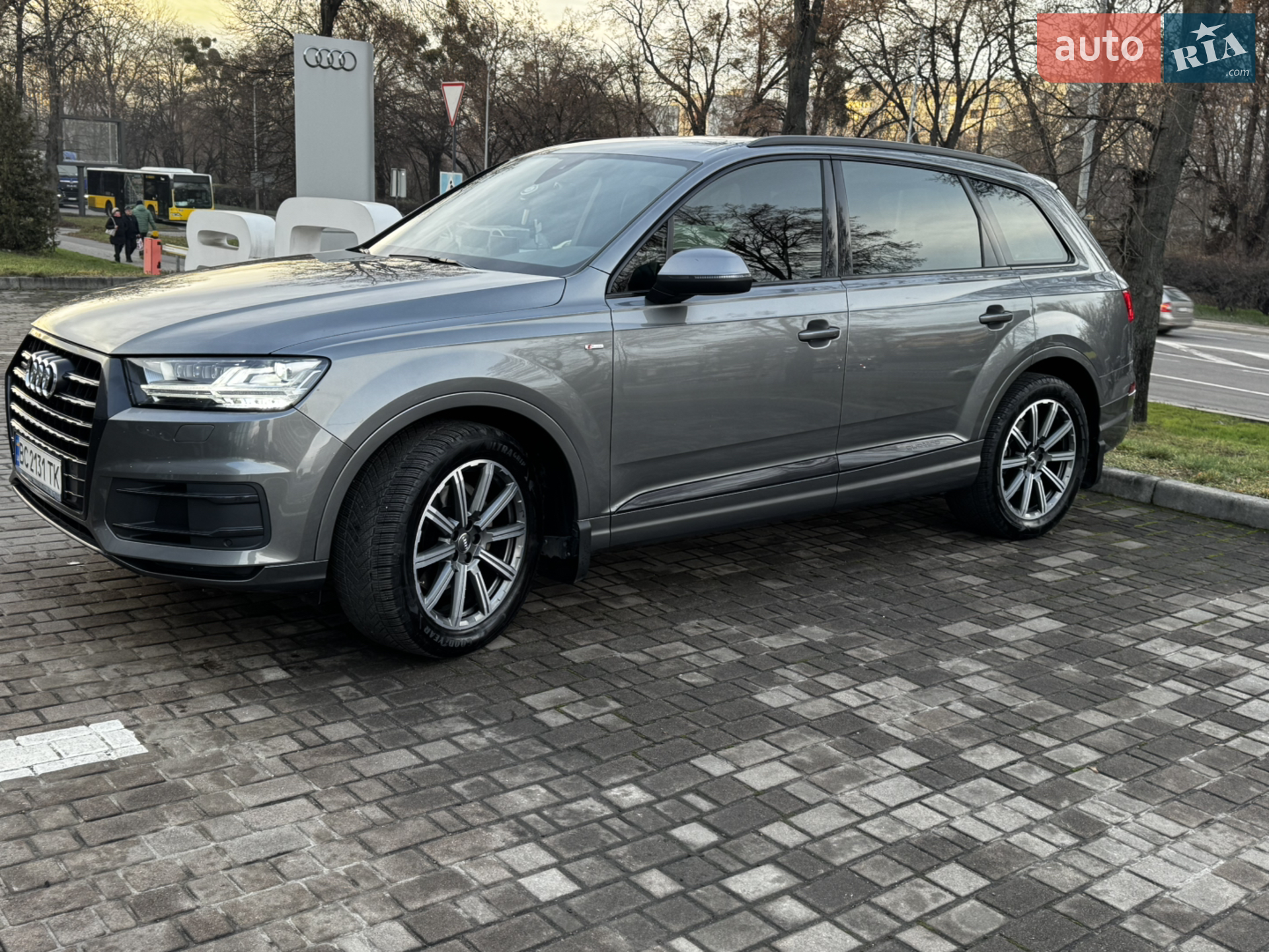 2017 Audi Q7 - мініатюра 4