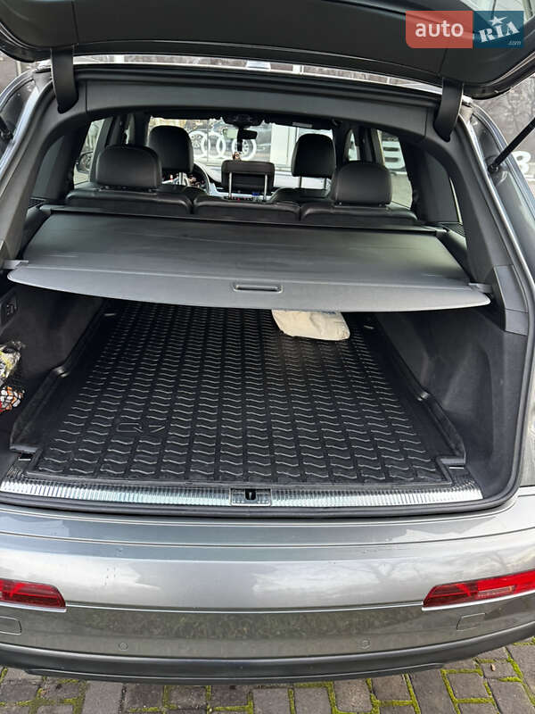 Внедорожник / Кроссовер Audi Q7 2017 в Львове