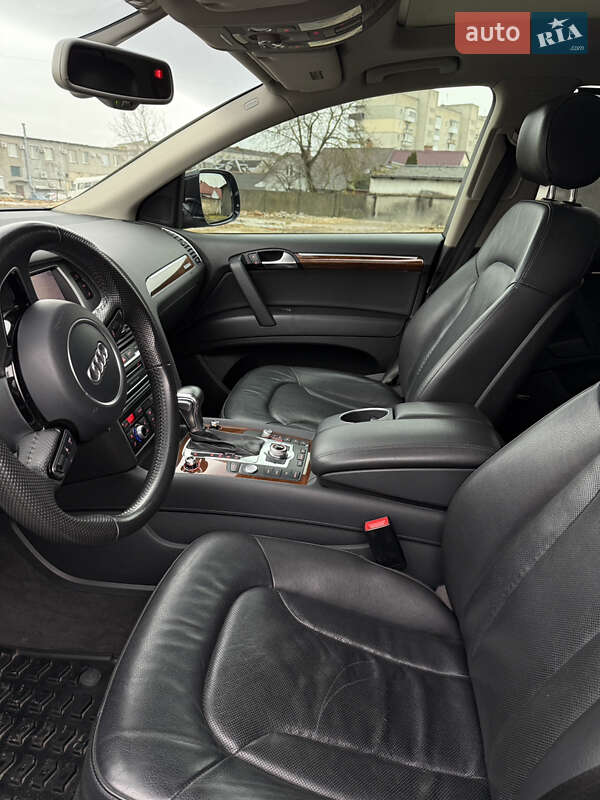 Внедорожник / Кроссовер Audi Q7 2012 в Владимире