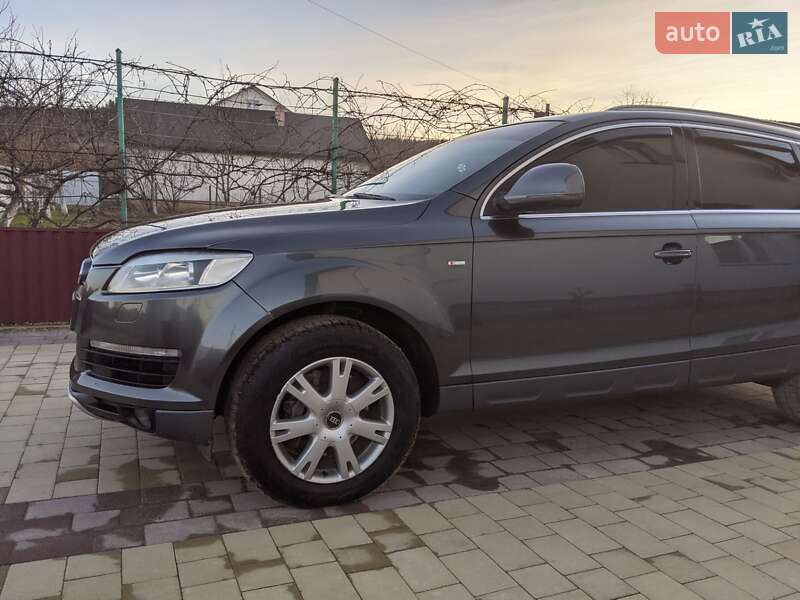 Внедорожник / Кроссовер Audi Q7 2006 в Самборе