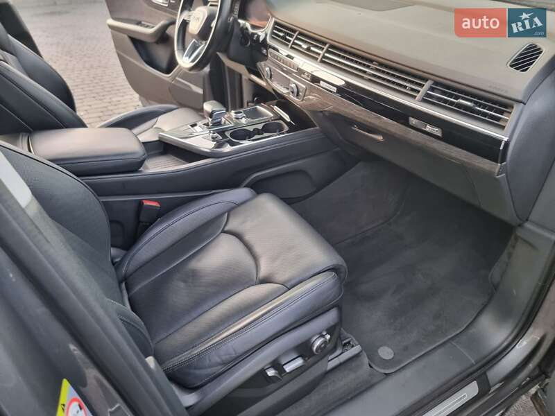 Внедорожник / Кроссовер Audi Q7 2018 в Мукачево фото 46 Внедорожник / Кроссовер Audi Q7 2018 в Мукачево