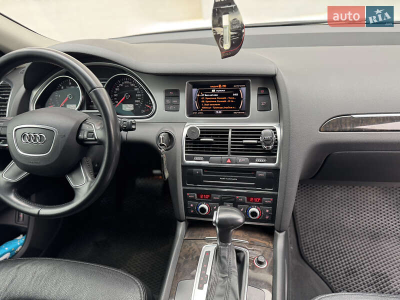 Внедорожник / Кроссовер Audi Q7 2013 в Сарнах фото 30 Внедорожник / Кроссовер Audi Q7 2013 в Сарнах