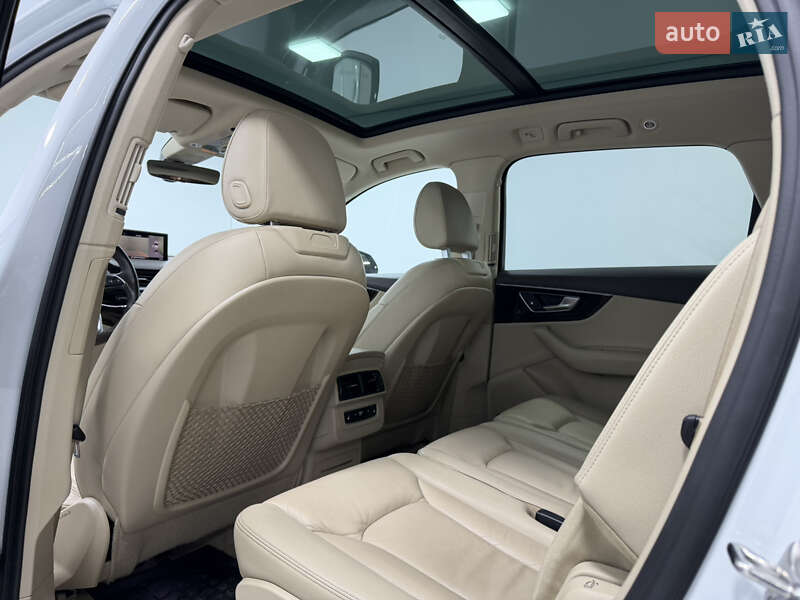Внедорожник / Кроссовер Audi Q7 2017 в Одессе фото 19 Внедорожник / Кроссовер Audi Q7 2017 в Одессе