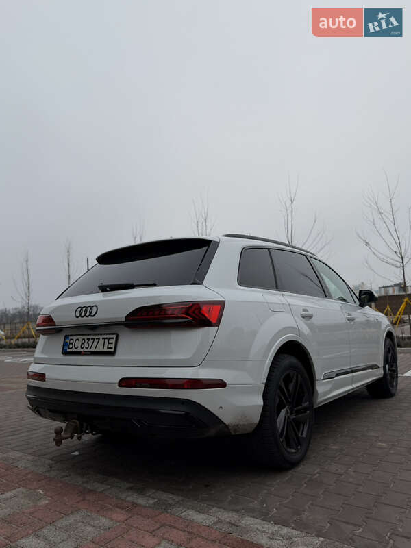 Внедорожник / Кроссовер Audi Q7 2021 в Киеве фото 8 Внедорожник / Кроссовер Audi Q7 2021 в Киеве