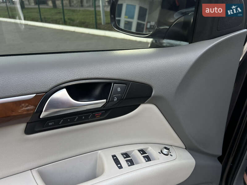 Внедорожник / Кроссовер Audi Q7 2010 в Киеве фото 17 Внедорожник / Кроссовер Audi Q7 2010 в Киеве