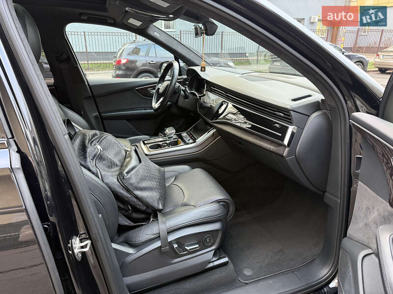 Внедорожник / Кроссовер Audi Q7 2020 в Киеве фото 15 Внедорожник / Кроссовер Audi Q7 2020 в Киеве