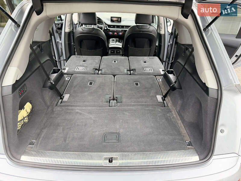 Внедорожник / Кроссовер Audi Q7 2018 в Киеве фото 28 Внедорожник / Кроссовер Audi Q7 2018 в Киеве