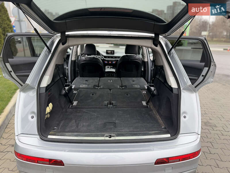 Внедорожник / Кроссовер Audi Q7 2018 в Киеве фото 33 Внедорожник / Кроссовер Audi Q7 2018 в Киеве