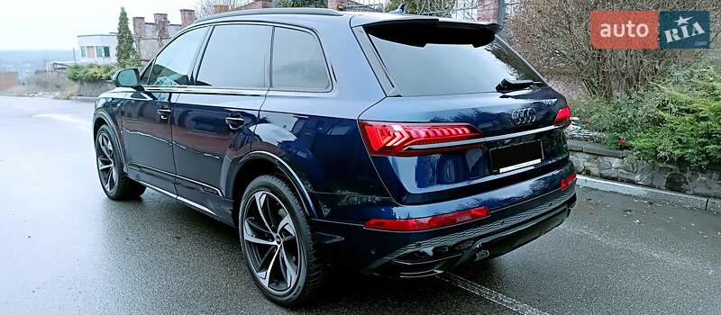 Внедорожник / Кроссовер Audi Q7 2022 в Киеве фото 10 Внедорожник / Кроссовер Audi Q7 2022 в Киеве